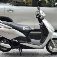 XMHN: Lead 110i 2011 chống điện vành cong bao chât
