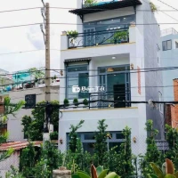 NHÀ ĐẸP 37m2 MT HẺM XE HƠI KINH DOANH SÁT EMART CHỈ 4.3T