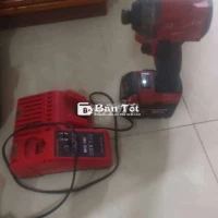 Bán nhanh máy bắn vít Milwaukee M18 FID2