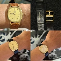 ô mề ga . unisex nên nam nữ đeo ok ạ