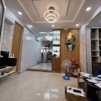 Cần bán nhà phố xinh xắn tại Phan Tây Hồ, Quận Phú Nhuận!