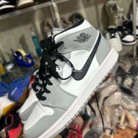 Giày Nike Jordan Grey - Like New!