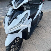 Vario 125 lên khóa thông minh.