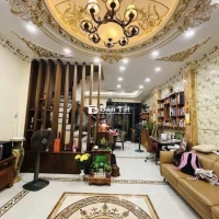 NHÀ FULL NỘI THẤT CAO CẤP— SÁT PHÚ MỸ HƯNG Q7 ,CÁCH MẶT TIỀN ĐƯỜNG 80m