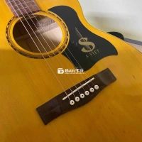 Guitar mới cần bán
