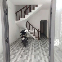 CHO THUÊ NHÀ 4X15N TRỆT LẦU 2 PN 2VS HẺM XE TẢI