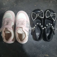 Giày bé gái size 30