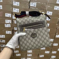 Túi Nam Đeo Chéo GC Logo Tròn Đầu Hổ