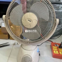 Quạt tích điện Fujiyama sf-398a chạy nhá