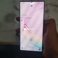 Màn zin full cn ám nhẹ như hình có fix