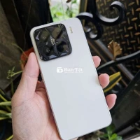 XIAOMI 15 TRẮNG 12/256 ZIN ÁP SNAP 8 ELITE GỌN TỐT