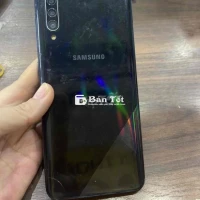 dư dùng samsung A30s ,còn sạc đầy đủ ,màu đen ,