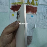 iPhone 16 Pro Max VN/A còn bảo hành 11 tháng, sạc 4 lần