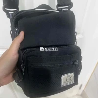 Cần bán túi đeo chéo SaigonSwagger