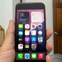 Dọn nhà thanh lý con SE 2020 đỏ, zin áp lock Mỹ. Cấu hình mạnh  