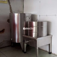 2 cái nồi 60 lít và 20 lít nấu phở hủ tiếu vvv