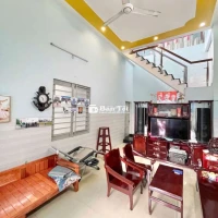 Cần bán nhà lầu gần công viên nước Dĩ An - 4 tỷ 200 triệu