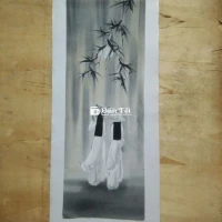Tranh vải lụa vẽ thiếu nữ