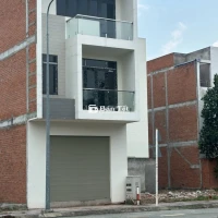 🟥CHỦ NGỘP BANK CẦN BÁN CĂN NHÀ 1 TRỆT 2 LẦU SANG TÊN LIỀN MỞ QUÁN KINH DOANH LÝ TỚI🟥  