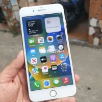 8pluss. 64gb. Pin100%. Co vân tay .bán nhah. Máy95