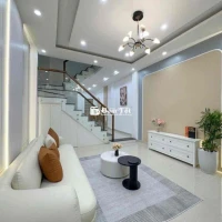 Cần bán gấp! Nhà 40m2, Đ. Âu cơ, sát khu Bàu Cát, cực đẹp!