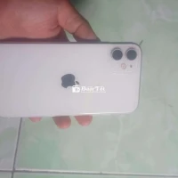 Cần bán iPhone 11 màu trắng 64GB, máy đẹp, zin nguyên bản  
