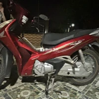 Cần tiền bán xe gấp