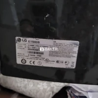 Cần bán xác bộ máy tính để bàn.