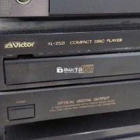 Đầu CD Victor XL-Z521