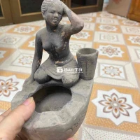 gạt tàn xưa độc lạ