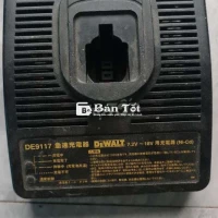 Đế sạc pin Dewalt 7.2/18v hảng sịn điện 100v