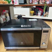 pass lại lò vi sóng có nướng Electrolux tốt 550k