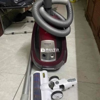 máy hút bụi hitachi 2300w