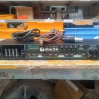 Vang cơ AM K-8200