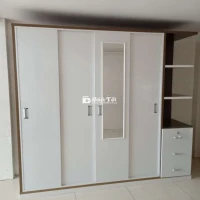 TỦ NHỰA CỬA LÙA 4 CÁNH 1 KỆ KHUNG ÓC CHÓ CÁNHTRẮNG