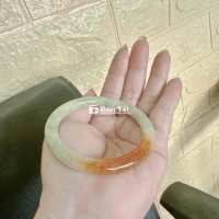 Vòng Cẩm Thạch Hoàng Phỉ Tự Nhiên - Size 55 Đeo Vừa  