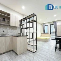 Căn Hộ Ban Công Quận 10 Gần Vòng Xoay Dân Chủ_Toà Viettel_Hà Đô_UEH  