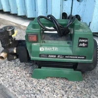 Máy rửa xe gia đình ZUKUI - Chạy êm, còn mới