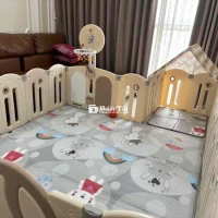 Cũi Nhựa Cao Cấp Cho Bé Còn Mới Tinh  