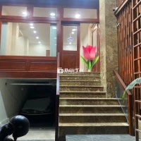 Nhà Mặt Tiền 100m² Thủ Đức - Cho Thuê Mặt Bằng Kinh Doanh, Văn Phòng
