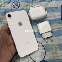 iPhone XR 128G QT Trắng Zin Áp 100% Xài Ngọ Pin 94