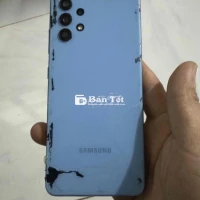 Cần bán 2 xác điện thoại Samsung (S21 lỗi màn + máy liệt cảm ứng)  