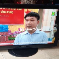 Tivi PANASONIC 37inch, thường, không internet