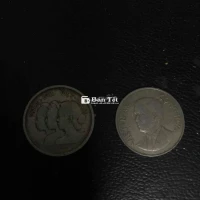Cần bán 2 đồng xu xưa