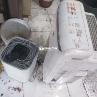 Xác 2 máy lọc không khí như hình  