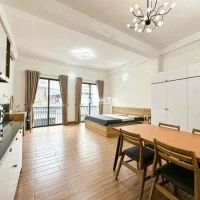 ## Studio 40m2 Có Ban Công Đầy Đủ Nội Thất Cho Thuê Gấp 🥰