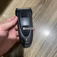 Cần bán xác máy cạo râu Braun 521 hoặc tìm thợ sửa chữa tại Hà Nội
