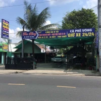 Tuyển 2 thợ rửa xe máy và oto