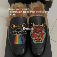 Bán giày nam đã qua sử dụng