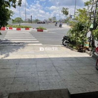 Cho thuê nhà mặt tiền đường Lò Gốm, Quận 6 - 11 triệu/tháng